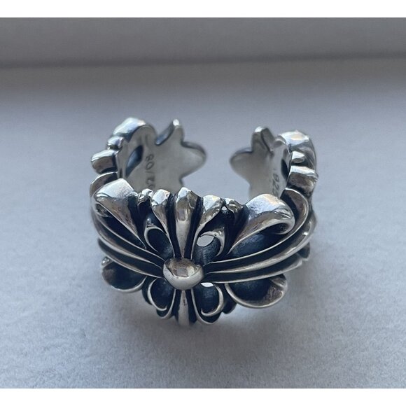Gothic Sterling Silver Openwork Fleur-De-Lis Ring With Black Velvet Pouch